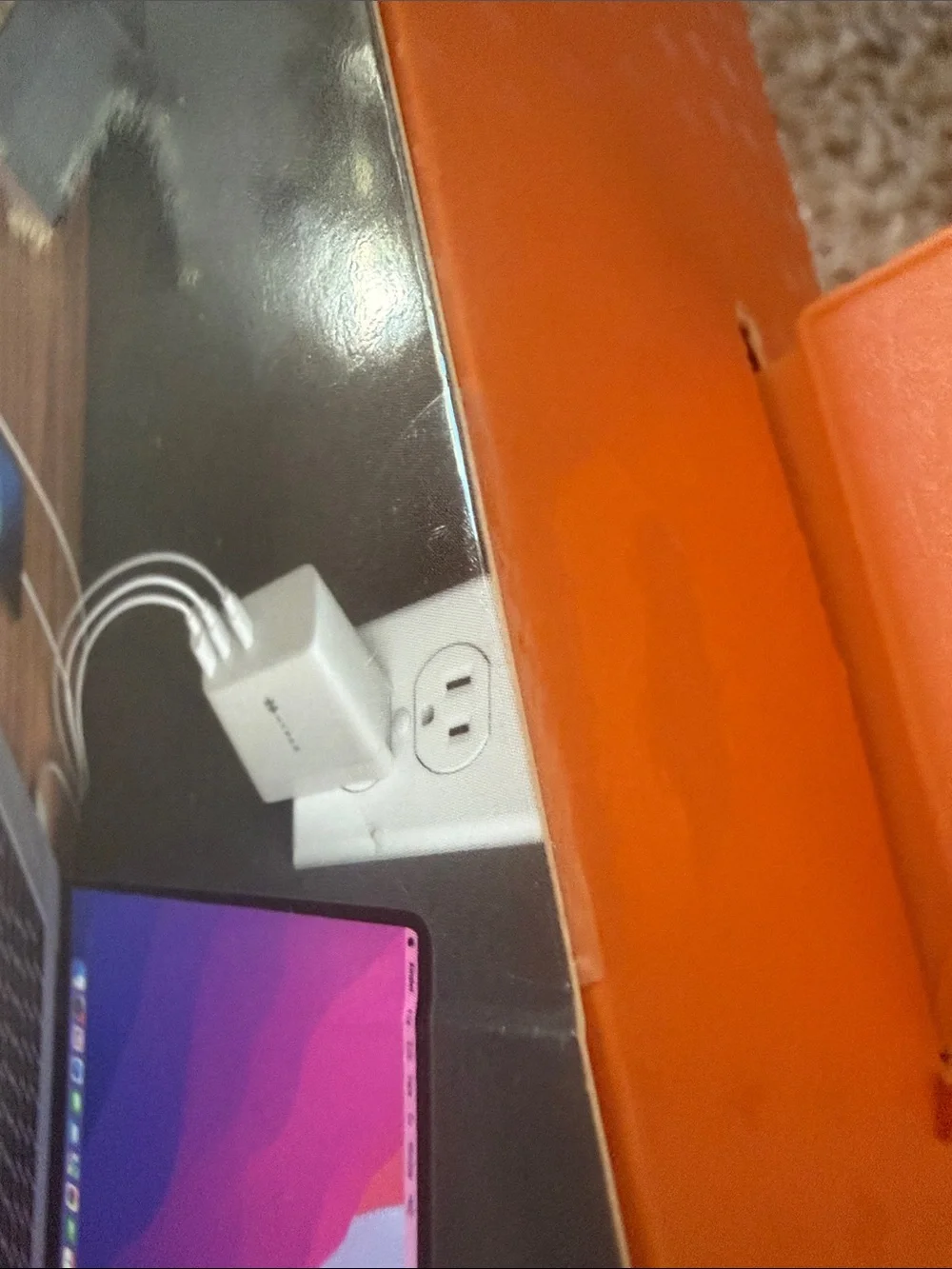 HypeJuice 140W USB-C Charger - White